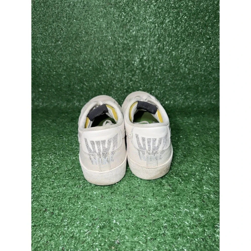 Nike‎ Blazer 77 Premium Low Halloween Men Size 10.5 White Skate Shoes Sneakers